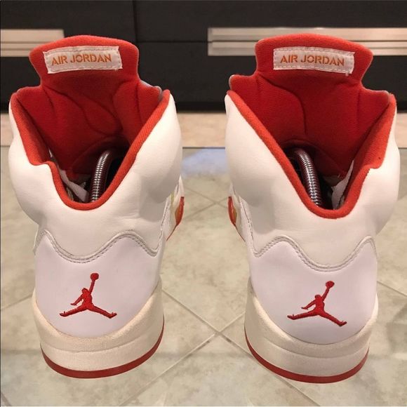 WMNS Air Jordan 5 Retro ‘SUNSET’ - Picture 5 of 8